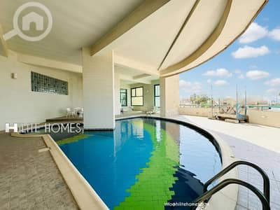 فلیٹ 2 غرفة نوم للايجار في السالمية، مدينة الكويت - Furnished Sea view 2 bedroom apartment for rent in Salmiya