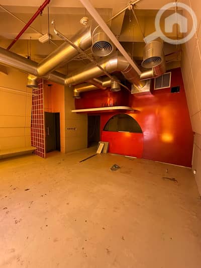Other Commercial for Rent in Qibla, Kuwait City - Commercial space with a grace period for rent in Qibla