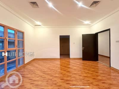 3 Bedroom Flat for Rent in Salwa, Kuwait City - Three bedroom apartment with balcony for rent in salwa ,next to BSK