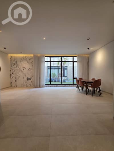 2 Bedroom Apartment for Rent in Al Jabriya, Kuwait City - للابجار للعوايل فقط شقه بالجابريه تتكون من صاله كبيرة، مطبخ أمريكي