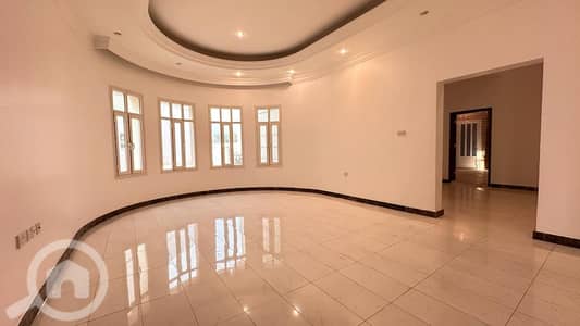 3 Bedroom Flat for Rent in Abu Al Hasaniya, Kuwait City - 3 bedroom Floor in Abul Hasaniya 3 Bedroom Flat for Rent in Abu Al Hasaniya, Kuwait City - 3 bedroom Floor in Abul Hasaniya