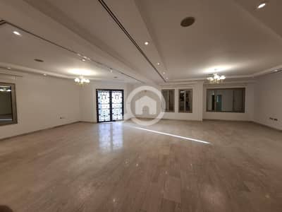 7 Bedroom Villa for Rent in Bayan, Kuwait City - للايجار فيلا زاويه في بيان دورين وربع مع ديوانيه بالسرداب تشطيب راقي 7 Bedroom Villa for Rent in Bayan, Kuwait City - للايجار فيلا زاويه في بيان دورين وربع مع ديوانيه بالسرداب تشطيب راقي