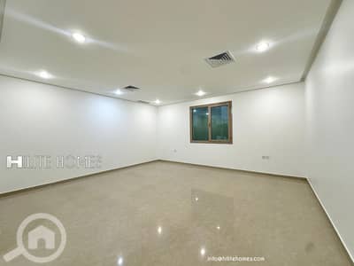 3 Bedroom Flat for Rent in Rumaithiya, Kuwait City - Three bedroom apartment for rent in Rumaithya