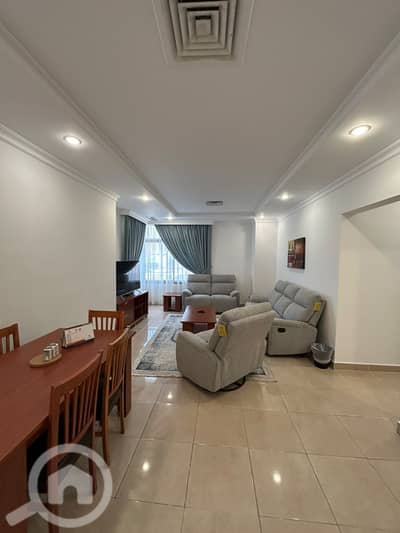فلیٹ 2 غرفة نوم للايجار في السالمية، مدينة الكويت - Fully furnished apartment for rent in Salmiya