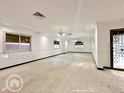 4 Bedroom Apartment for Rent in Al Jabriya, Kuwait City - Four bedroom floor with private entrance for rent in Jabriya
