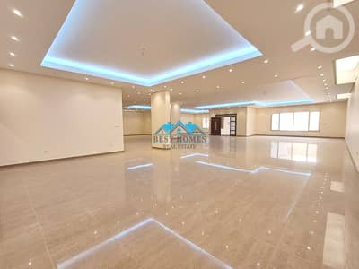 فیلا 5 غرف نوم للايجار في الجابرية، مدينة الكويت - Luxury 5 Master Bedroom Multi-Level Villa with Elevator in Jabriya