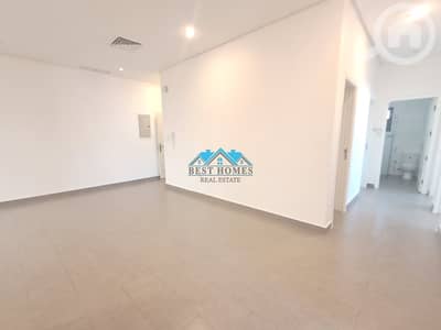 3 Bedroom Apartment for Rent in Al Salmiya, Kuwait City - Modern 3 Bedroom Apartment Near American University Kuwait in Salmiya
