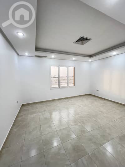 3 Bedroom Flat for Rent in Jaber Al Ahmed, Kuwait City - للإيجار شقة في جابر الأحمد – قطعة 1 – رواق القطعة