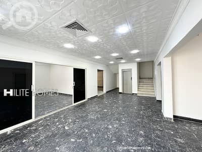 فیلا 8 غرف نوم للايجار في الجابرية، مدينة الكويت - Villa for rent in Jabriya