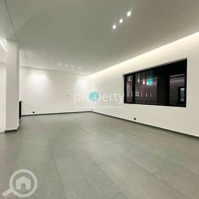 شقة 5 غرف نوم للايجار في بيان، مدينة الكويت - Five bedroom Duplex with private Garden for rent in Bayan