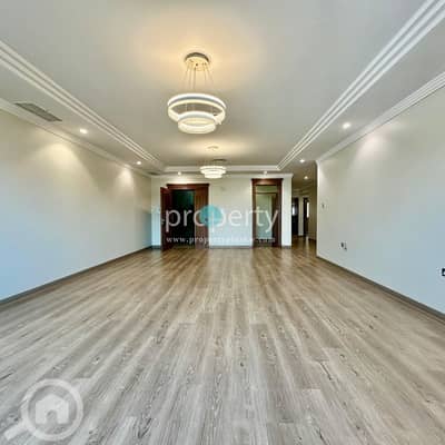 فلیٹ 3 غرف نوم للايجار في المنطقة الحرة، مدينة الكويت - Spacious 3 bedroom apartment for rent in Qortuba
