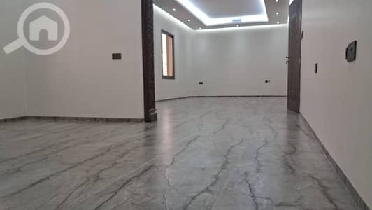 4 Bedroom Villa for Rent in Jaber Al Ahmed, Kuwait City - للإيجار دور وريع جديد VvVIP في جابر الاحمد له مدخل ومصعد خاص بروحه