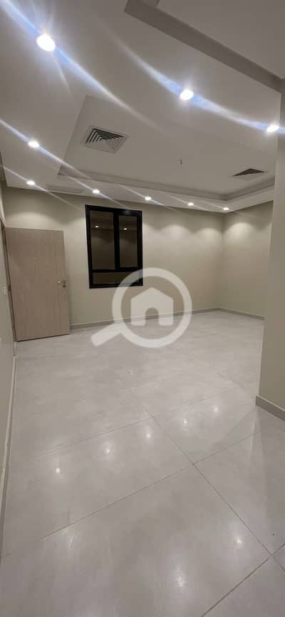 2 Bedroom Apartment for Rent in South Khaitan, Kuwait City - للإيجار شقة مع رووف في خيطان الجنوبي