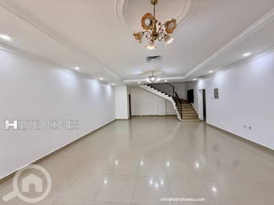 6 Bedroom Villa for Rent in Rumaithiya, Kuwait City - Triplex Villa for rent in Rumaithya