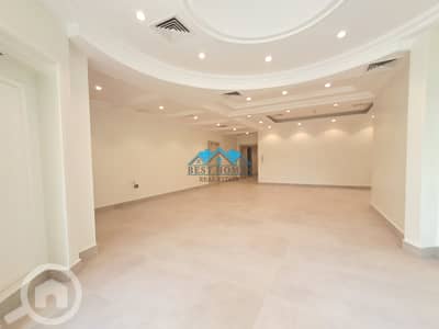 فلیٹ 4 غرف نوم للايجار في الشهداء، مدينة الكويت - Elegant New 4 Bedroom Apartment with Balcony in Shuhada