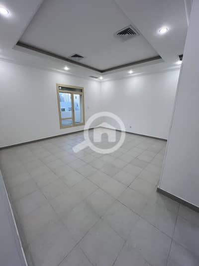 3 Bedroom Flat for Rent in Fnaitees, Kuwait City - للإيجار شقة في الفنيطيس 3 Bedroom Flat for Rent in Fnaitees, Kuwait City - للإيجار شقة في الفنيطيس