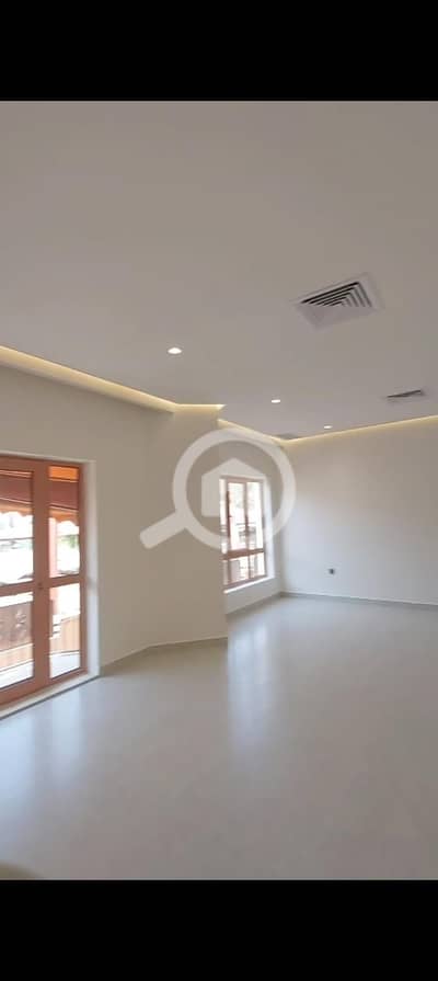 3 Bedroom Villa for Rent in Al Surra, Kuwait City - للإيجار دور ارضى VvVIP في السره 3 Bedroom Villa for Rent in Al Surra, Kuwait City - للإيجار دور ارضى VvVIP في السره