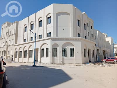 فیلا 10+ غرف نوم للبيع في الفروانية، مدينة الكويت - للبيع فيلا في جنوب عبدالله المبارك