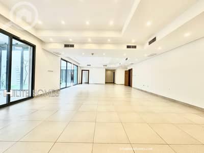 فلیٹ 3 غرف نوم للايجار في ابو فطيرة، مدينة الكويت - Three bedroom bright basement for rent with pool in Abu Fatira