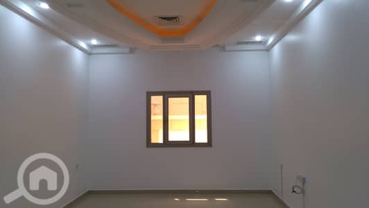2 Bedroom Flat for Rent in Al Eqaila, Kuwait City - Nice bedroom apt in egaila. closed to gate mall 2 Bedroom Flat for Rent in Al Eqaila, Kuwait City - Nice bedroom apt in egaila. closed to gate mall