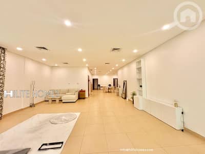 4 Bedroom Apartment for Rent in Mishref, Kuwait City - Spacious Four Bedroom Floor with Balcony for Rent in Mishref 4 Bedroom Apartment for Rent in Mishref, Kuwait City - Spacious Four Bedroom Floor with Balcony for Rent in Mishref