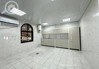 5 Bedroom Flat for Rent in Sabah Al Salem, Kuwait City - Renovated 5-bedroom house for rent in Sabah Al-Salem