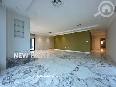 فلیٹ 6 غرف نوم للايجار في السالمية، مدينة الكويت - SIX BEDROOM SEA VIEW FLOOR FOR RENT IN SALMIYA فلیٹ 6 غرف نوم للايجار في السالمية، مدينة الكويت - SIX BEDROOM SEA VIEW FLOOR FOR RENT IN SALMIYA