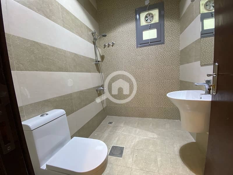 للإيجار دور اول مصعد ٥ غرف نوم للإيجار دور اول مصعد ٥ غرف نوم