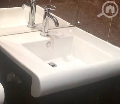 3 Bedroom Apartment for Rent in Mishref, Kuwait City - Beautiful 3 bedroom apt in mishref with terrace.