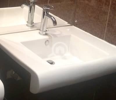 3 Bedroom Apartment for Rent in Mishref, Kuwait City - Superior 3 bedroom floor in mishref with terrace.
