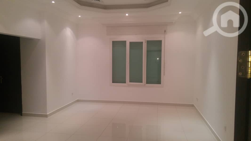 Stylish & oversized 3 bedroom apt in mangaf