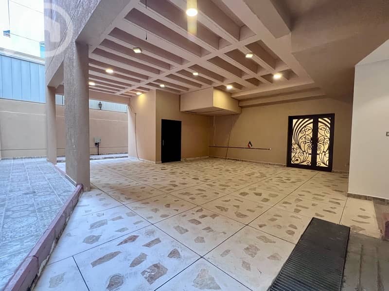 West Meshrif - Spacious 3BR Basement Floor with Private