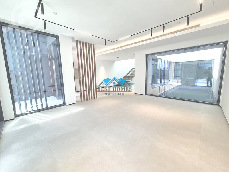 Brand New Modern Townhouse Villa in Hessa District (downtown)