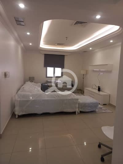 3 Bedroom Apartment for Rent in Salwa, Kuwait City - للايجار شقه بسلوي قرب البحر تشطيب سوبر ديلوكس