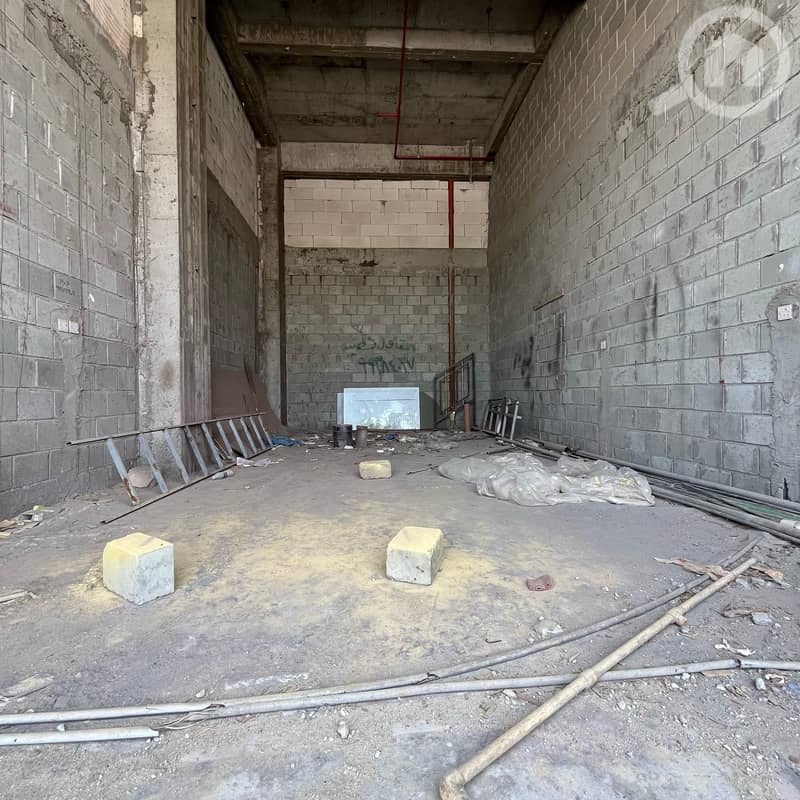 Outdoor shop for rent in Shuwaikh Industrial Area, Block 1
