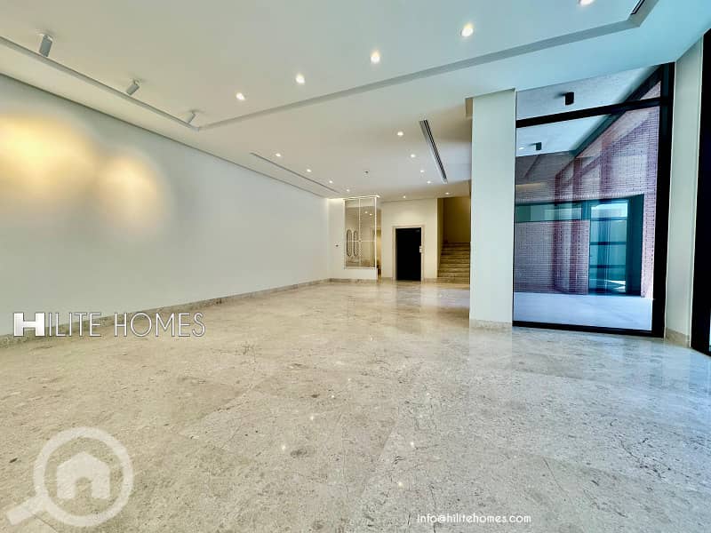 Brand New 5 bedroom Town house for rent in Abu fatira
