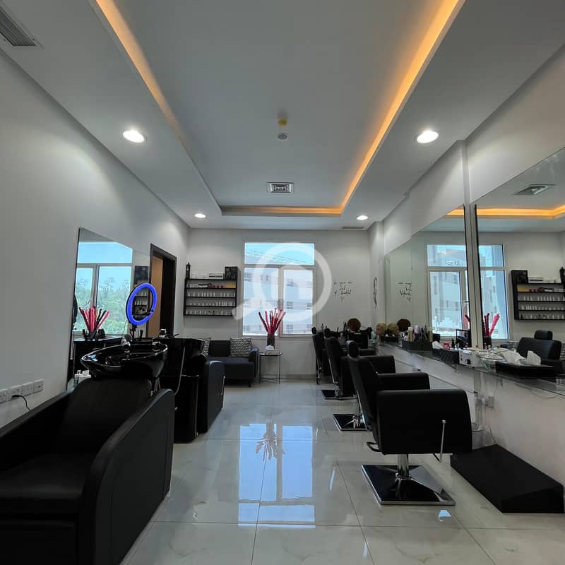 Fancy salon for rent (vacanty) in Salmiya Fancy salon for rent (vacanty) in Salmiya