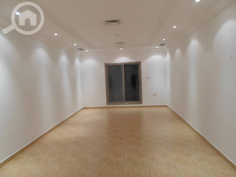 Pets friendly & beautiful 3 bedroom in fintas. Pets friendly & beautiful 3 bedroom in fintas.