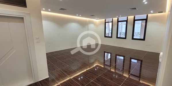 فلیٹ 4 غرف نوم للايجار في الرميثية، مدينة الكويت - 4 Bedroom roof top floor for rent Rumaithiya at 1050KD