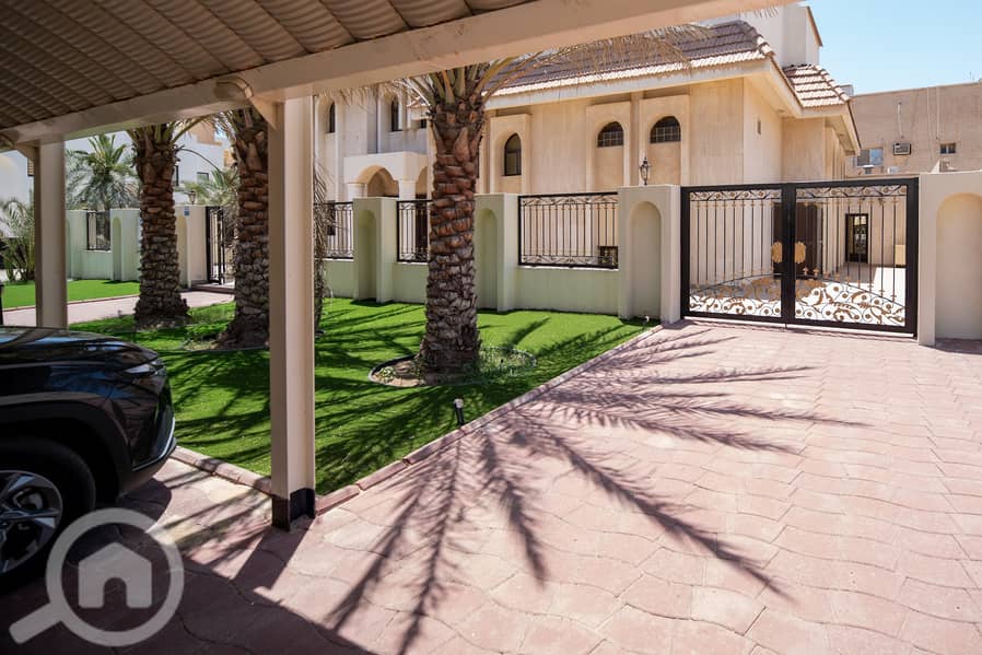 Mishref - 6 bedrooms villa with yard Mishref - 6 bedrooms villa with yard