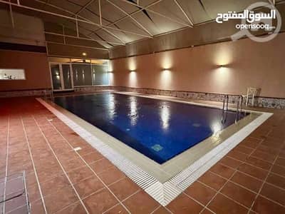 فلیٹ 3 غرف نوم للايجار في السالمية، مدينة الكويت - Salmiya - Sea View 3 BR with Pool & 2 Parkings