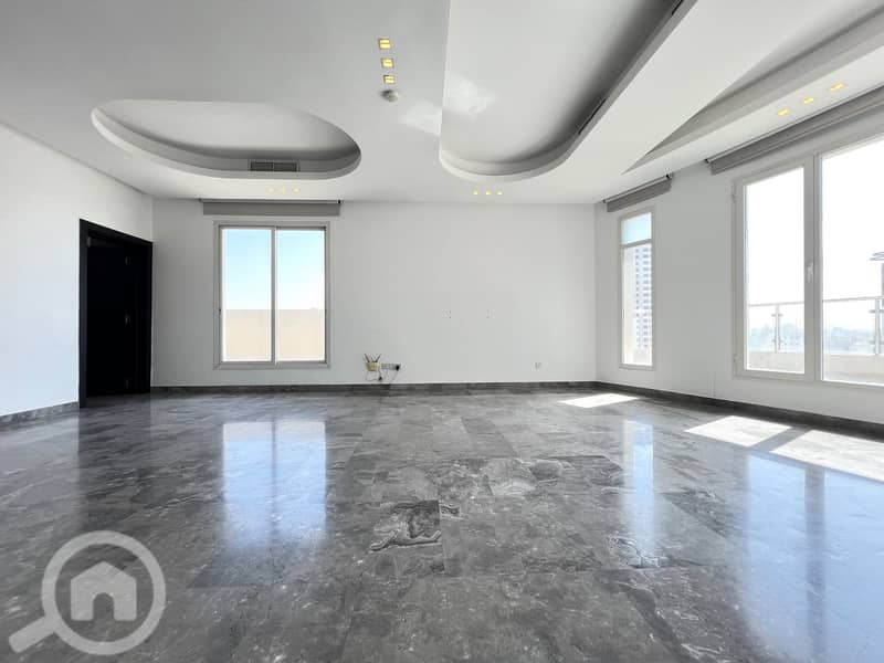 Salmiya - beautiful 3 master bedrooms penthouse w/terrace