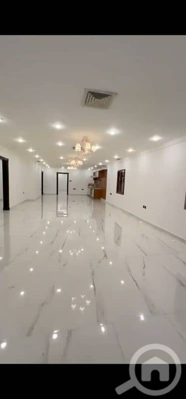 4 Bedroom Apartment for Rent in Al Qadsiya, Kuwait City - ايجار دور بالقادسيه ٤ غرف ماستر صاله مطبخ