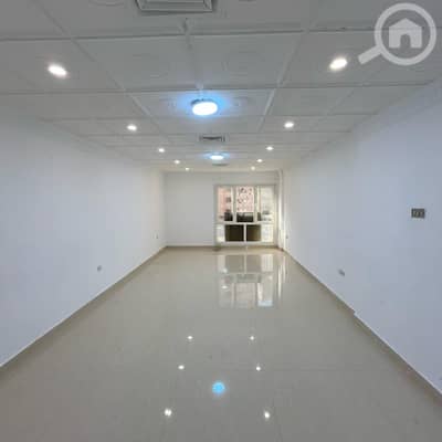 فلیٹ 3 غرف نوم للايجار في السالمية، مدينة الكويت - Residential apartment for rent in Salmiya Block 3