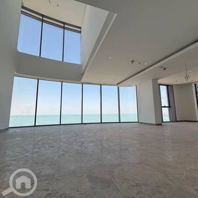 3 Bedroom Villa for Rent in Al Shaab sea, Kuwait City - A penthouse villa with a direct sea view for rent in Al Shaab Al Bahri