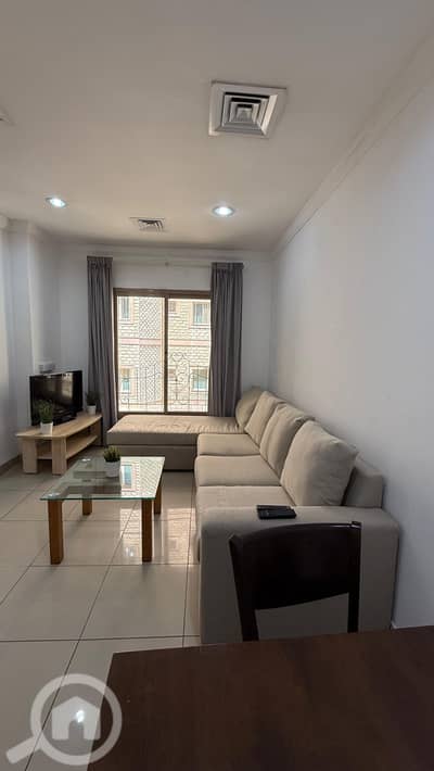 1 Bedroom Flat for Rent in Al Salmiya, Kuwait City - Fully Furnished & Serviced Apartments - Just the Place You Want !