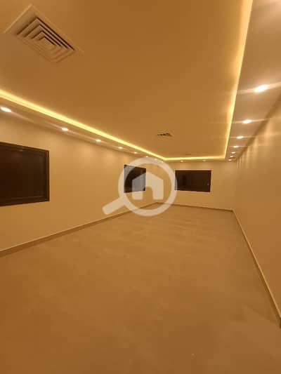 3 Bedroom Apartment for Rent in Al Jabriya, Kuwait City - للايجار دور ارضي بالجابريه مساحات كبيره تشطيب راقي
