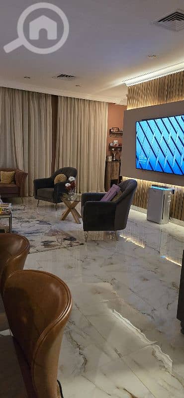 4 Bedroom Flat for Rent in Al Jabriya, Kuwait City - خلو شقة راقيه