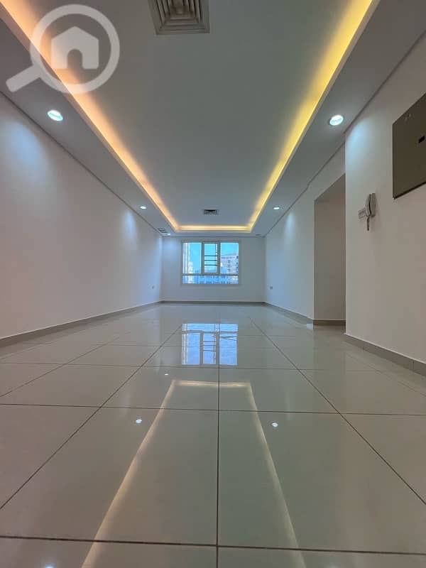 Salmiya - Lovely Deluxe 3 BR Apartment