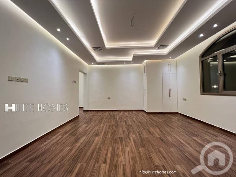 Three bedroom ground floor apartment for rent in Mishref
